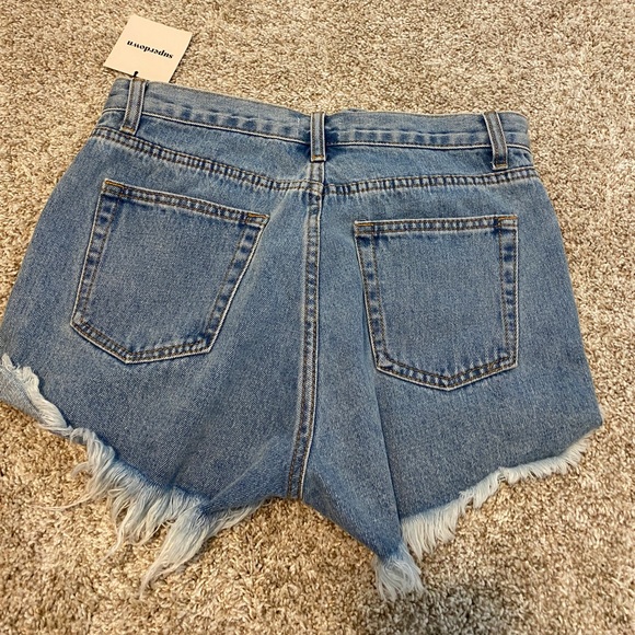 Revolve Super down high rise Jean shorts new with tags - Picture 2 of 5